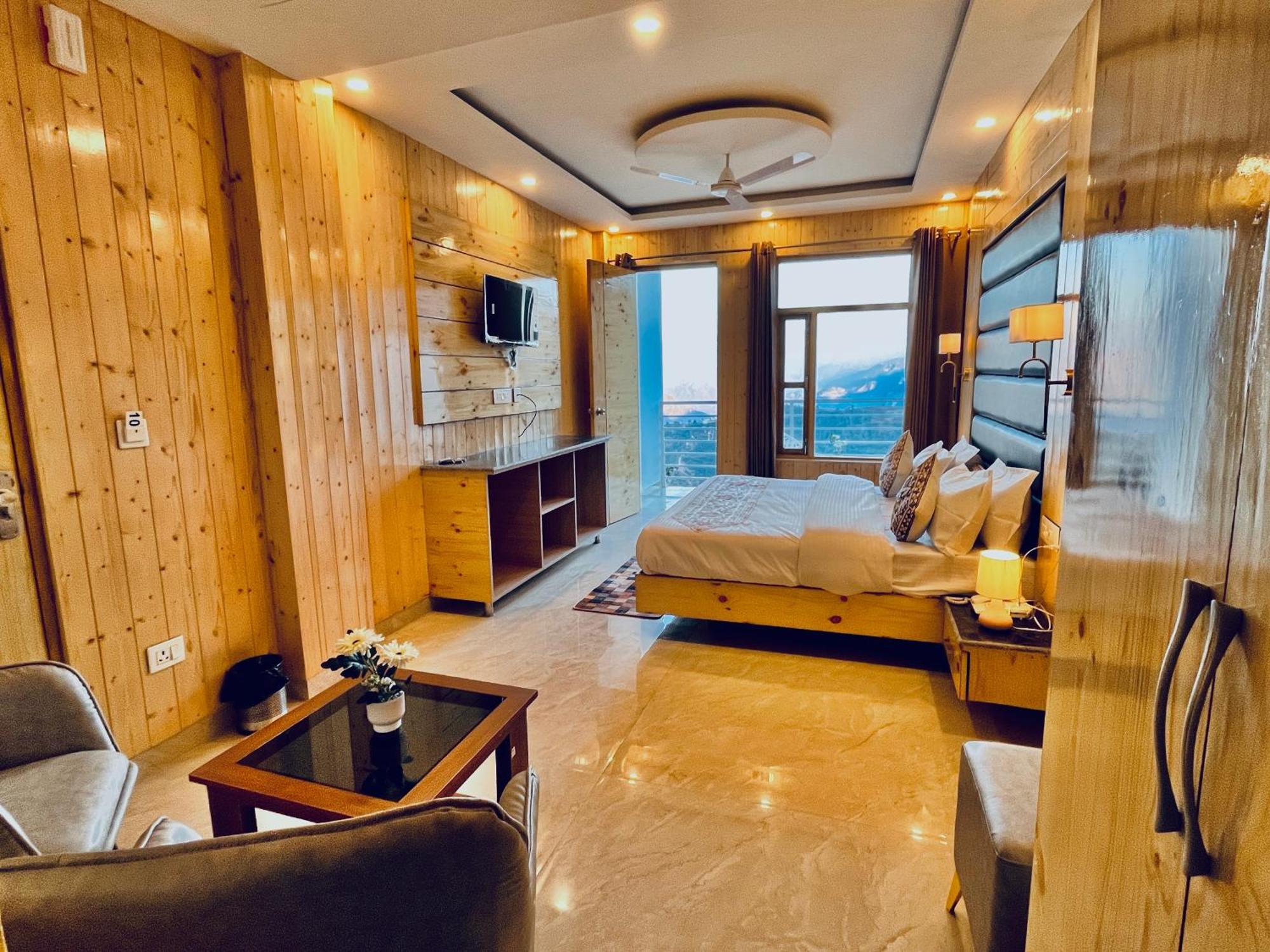 Hotel Classic Crown - #Scenic Mountain View #Open Terrace #Parking #Premium Rooms With Balcony #Guest Preferred #Best Selling Hotel In Mussoorie Ngoại thất bức ảnh